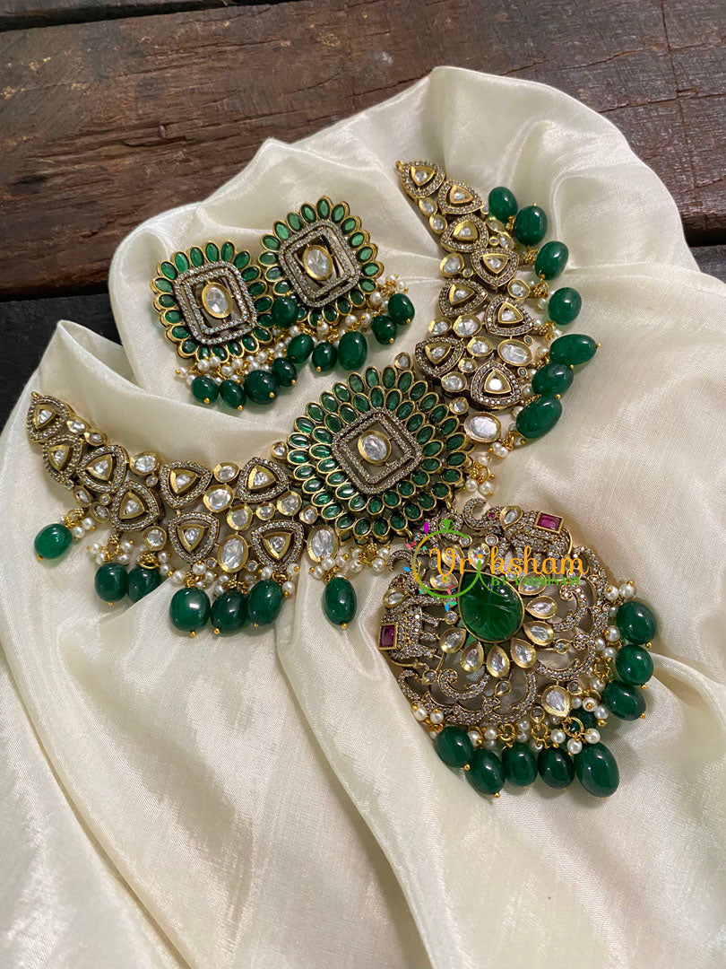 Green Victorian Diamond Short Neckpiece -VV553