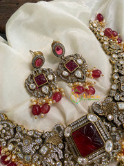 Red Victorian Diamond Short Neckpiece -VV554