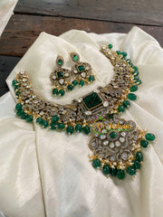 Green Victorian Diamond Short Neckpiece -VV556