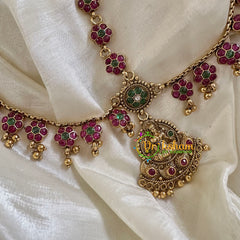 Traditional LakshmiKemp Maanga Tikka-Double Side Tikka-Gold Beads-G10565
