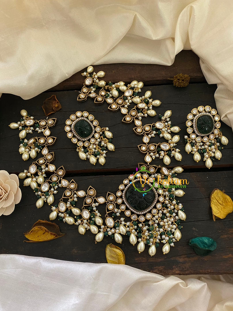 Green Victorian Diamond Short Neckpeice -VV226