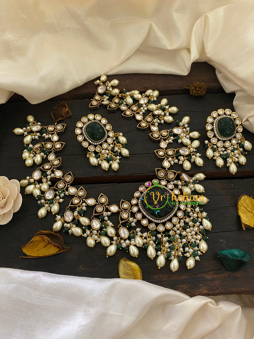 Green Victorian Diamond Short Neckpeice -VV226