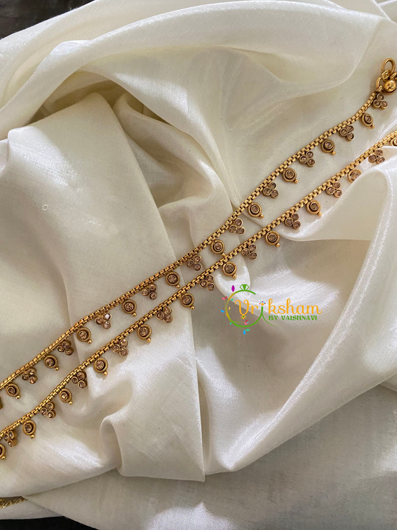 Elegant Gold Look Alike Thin Anklets-Dots Bindi-White-G3919