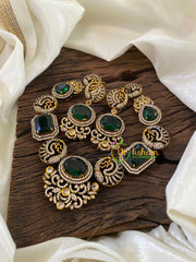 Emerald Green Victorian Diamond Short Neckpiece -VV835