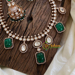 Green Victorian Diamond Short Neckpiece -VV1187