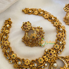 Lakshmi Pendant Short neckpiece -G6459