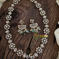 Green Victorian Diamond Short Neckpiece -VV1182