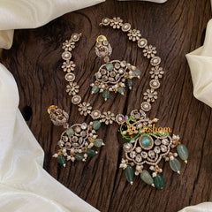 Pastel Green Bead Victorian Diamond Short Neckpiece -VV1192