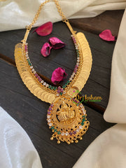 Gold Lakshmi Kaasumala Neckpiece with Pendant-RGW-g3181
