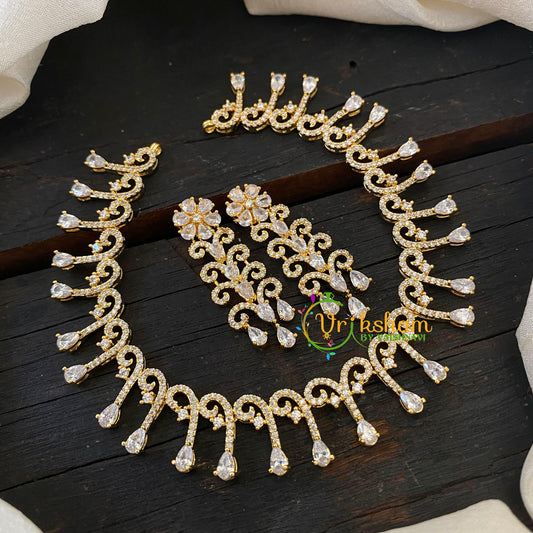 Gold Tone American Diamond Choker Short Neckpiece -G6587