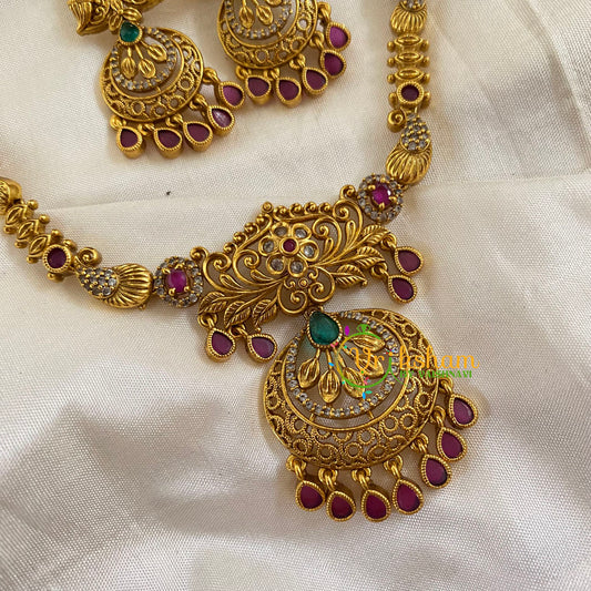 AD Stone Pendant Short Neckpiece -G7830