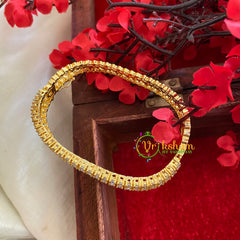 Gold Layered American Diamond Bracelet-Dotted-G3300