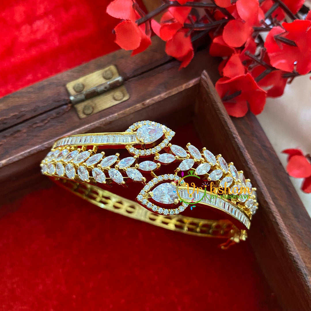 Gold Tone American Diamond Bracelet-Petals-G3262