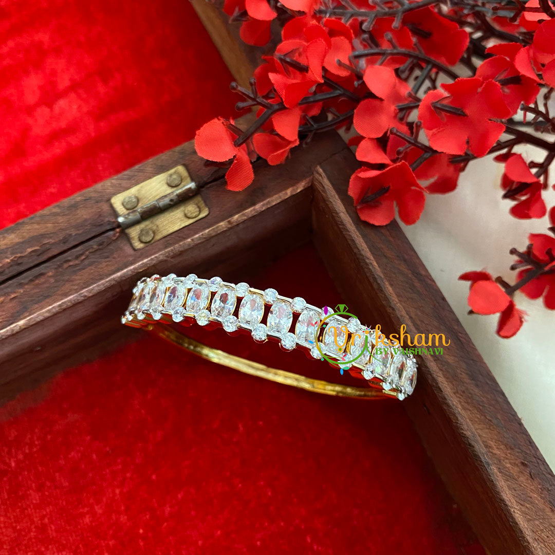 Gold Tone American Diamond Bracelet-Round-G3259
