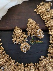 Gold Look Alike Lakshmi Pendant Short Neckpiece-G7711