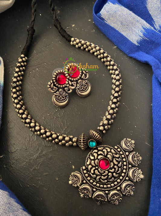 Round Pedant Kolhapuri Neckpiece -S0200