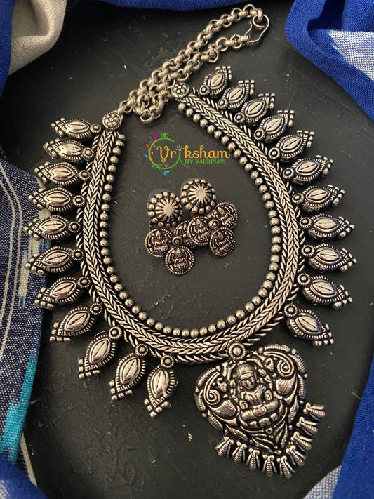 Kolhapuri Temple Short Neckpiece-Lakshmi Choker-S0143