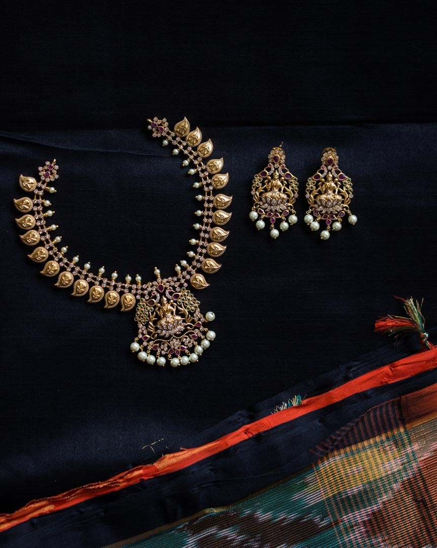 Golden Lakshmi Pendant Short Neckpiece-G740