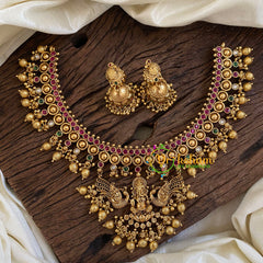 Gold Look Alike Ganesh Pendant Short Neckpiece-Gold bead-G10328