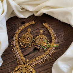 Gold Look Alike Lakshmi Pendant Short Neckpiece-Gold bead-G10327