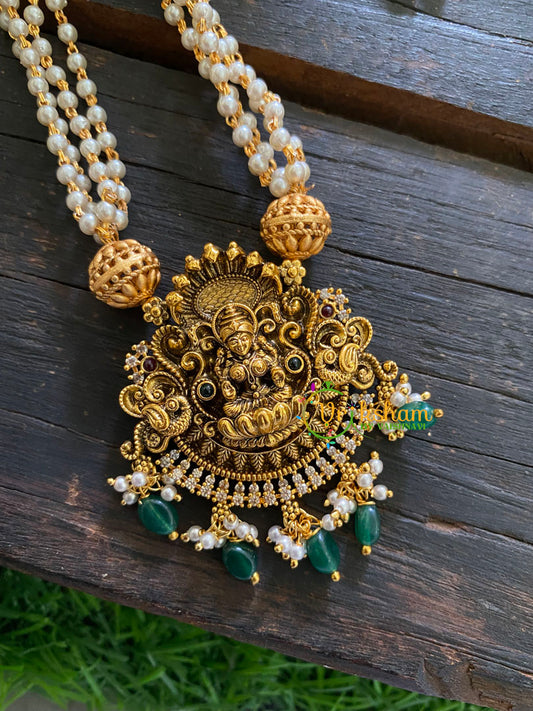 Lakshmi Pendant Pearl Malai-Peacock-Green Bead Pearl-G3582