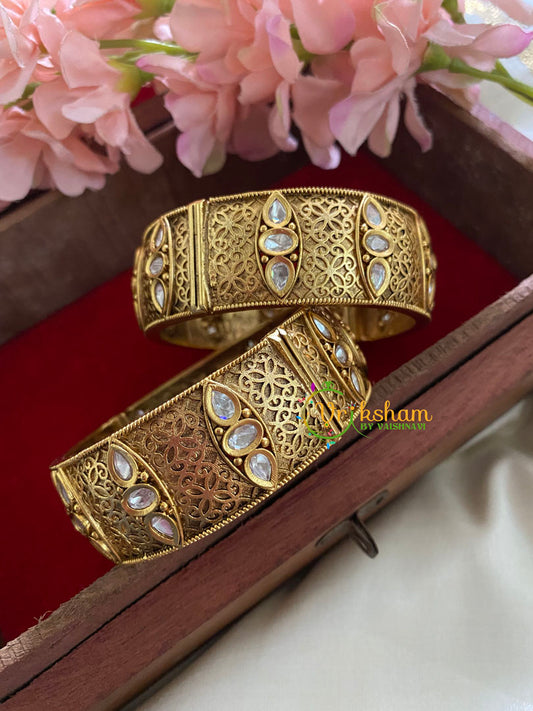 Premium Antique Openable Kada Bangle-White Stone-G3525