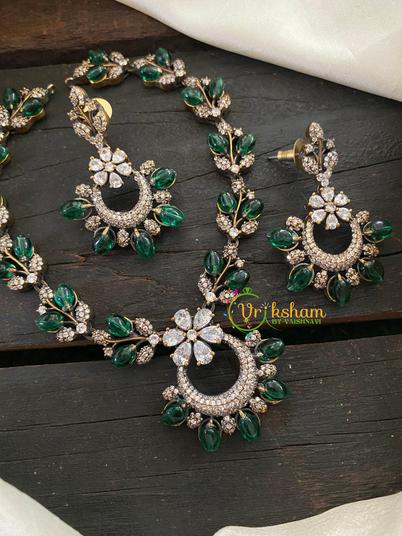 Victorian Diamond Pendant Short Neckpiece -Green-VV414