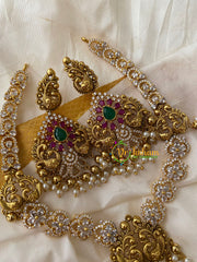 Premium Gold Look Alike Short Neckpiece with Mogappu -G8857