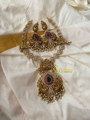 Premium Gold Look Alike Short Neckpiece with Mogappu -G8857