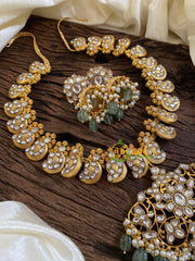 Precious Jadau Kundan Short Neckpiece-Pastel Green BeadsBeads -J1610