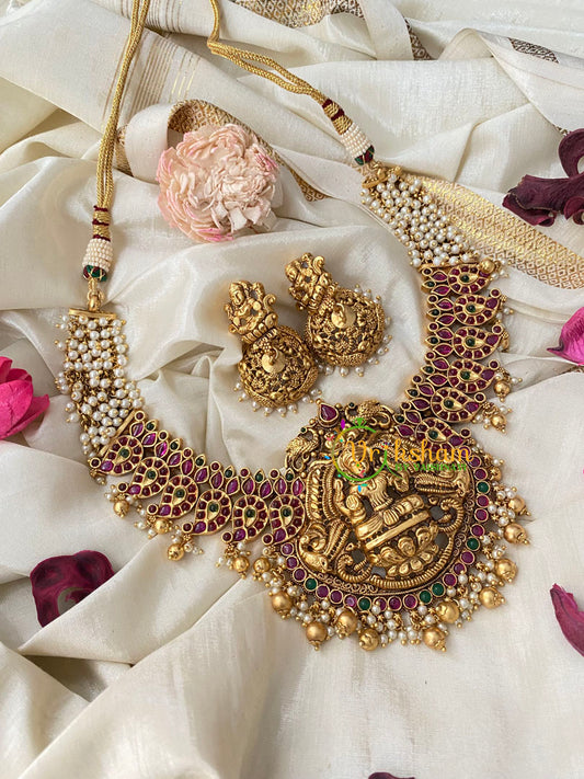 Premium Cluster Pearl Lakshmi Maanga Short Neckpiece-G4483