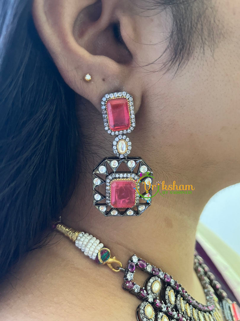 Pink Victorian Diamond Short Neckpeice -VV074