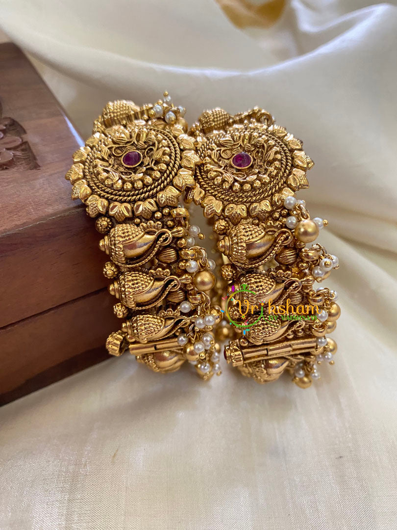 Antique Gold Pearl Bridal Bangles-G7854 – vrikshamindia