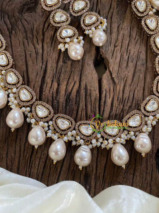 Premium Cluster Pearl Mossanite Short Neckpiece -M017