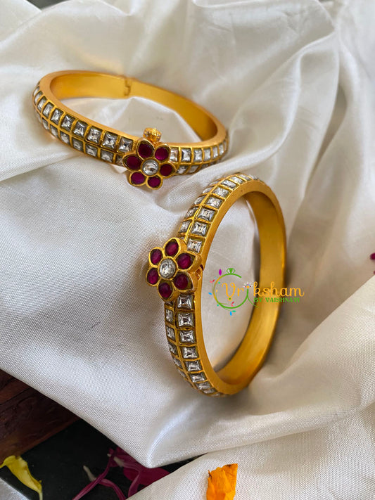 Precious Kundan Jadau Screw Bangle-White-J557