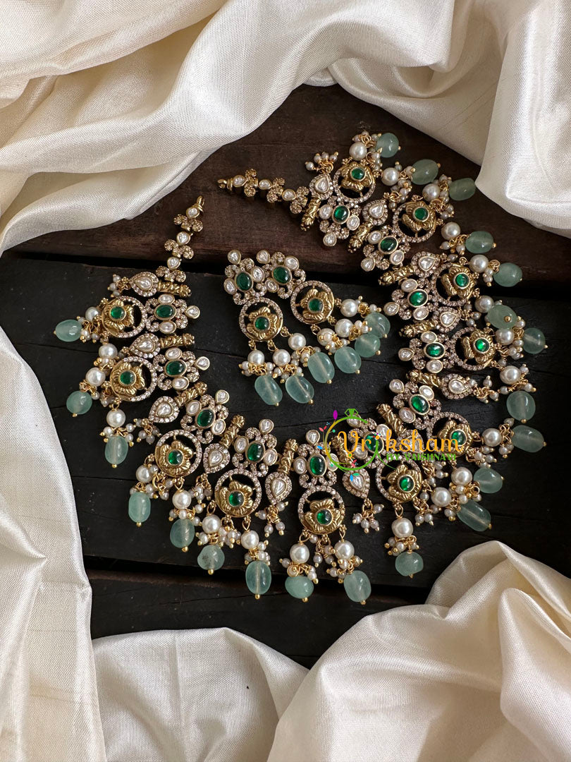 Green Victorian Diamond Short Neckpiece -VV120