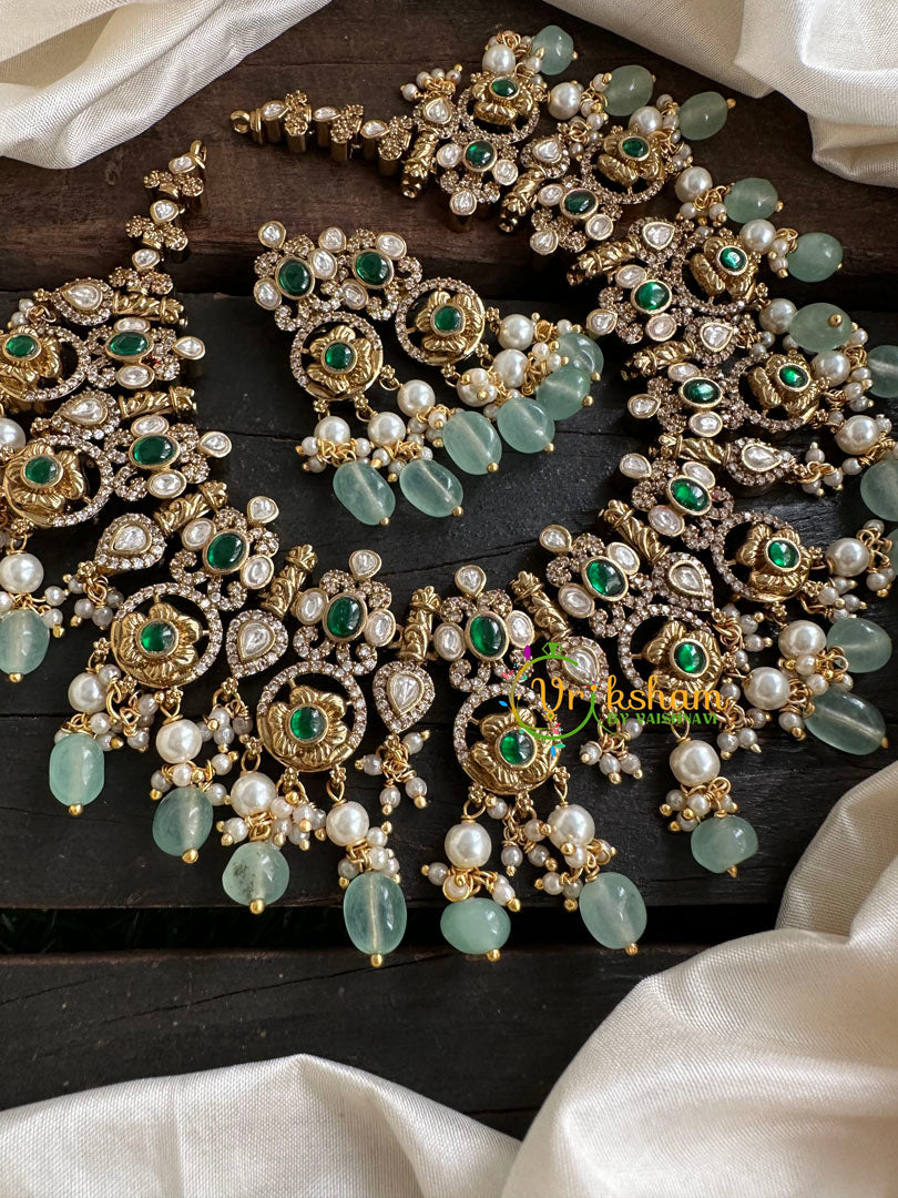 Green Victorian Diamond Short Neckpiece -VV120