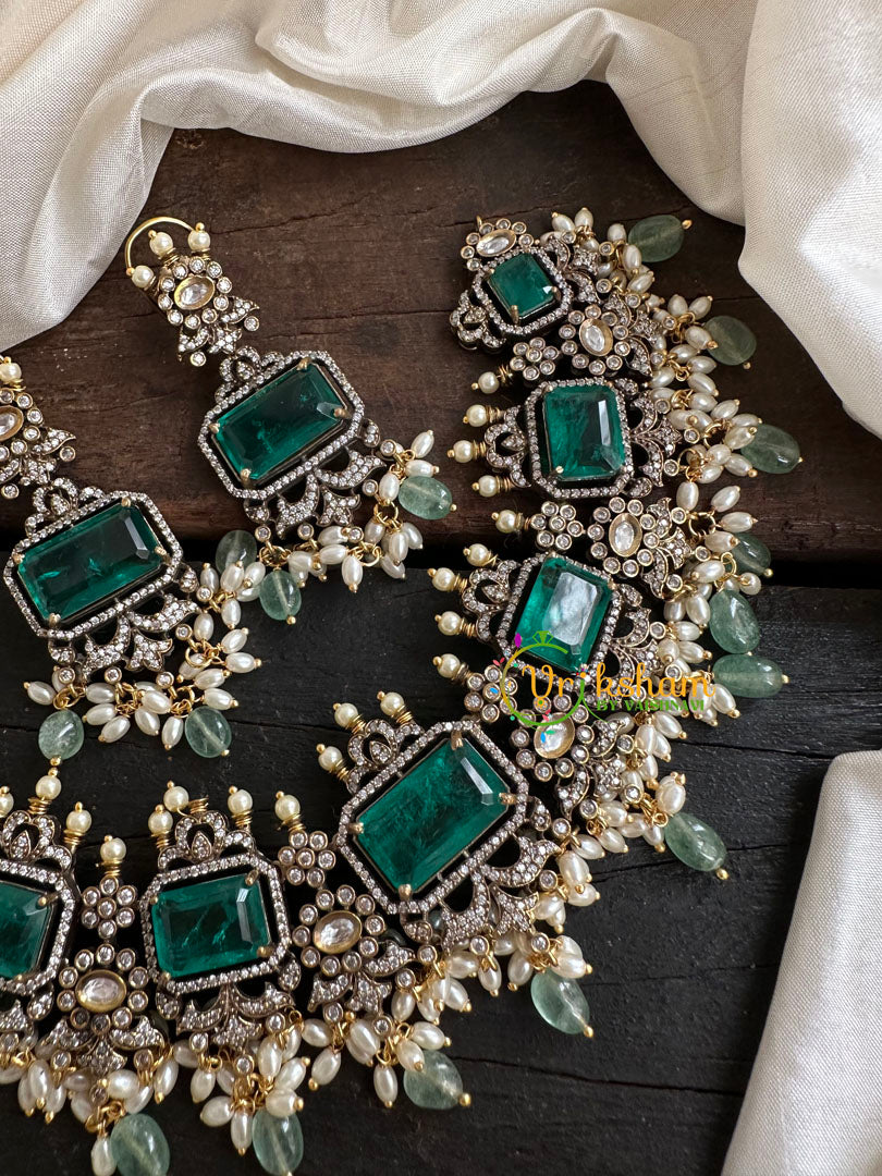 Green Victorian Diamond Short Neckpiece -VV115