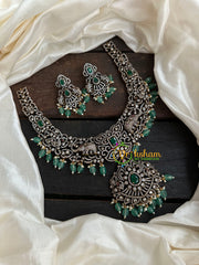 Victorian Diamond Short Neckpiece -Elephant -Green  -VV125
