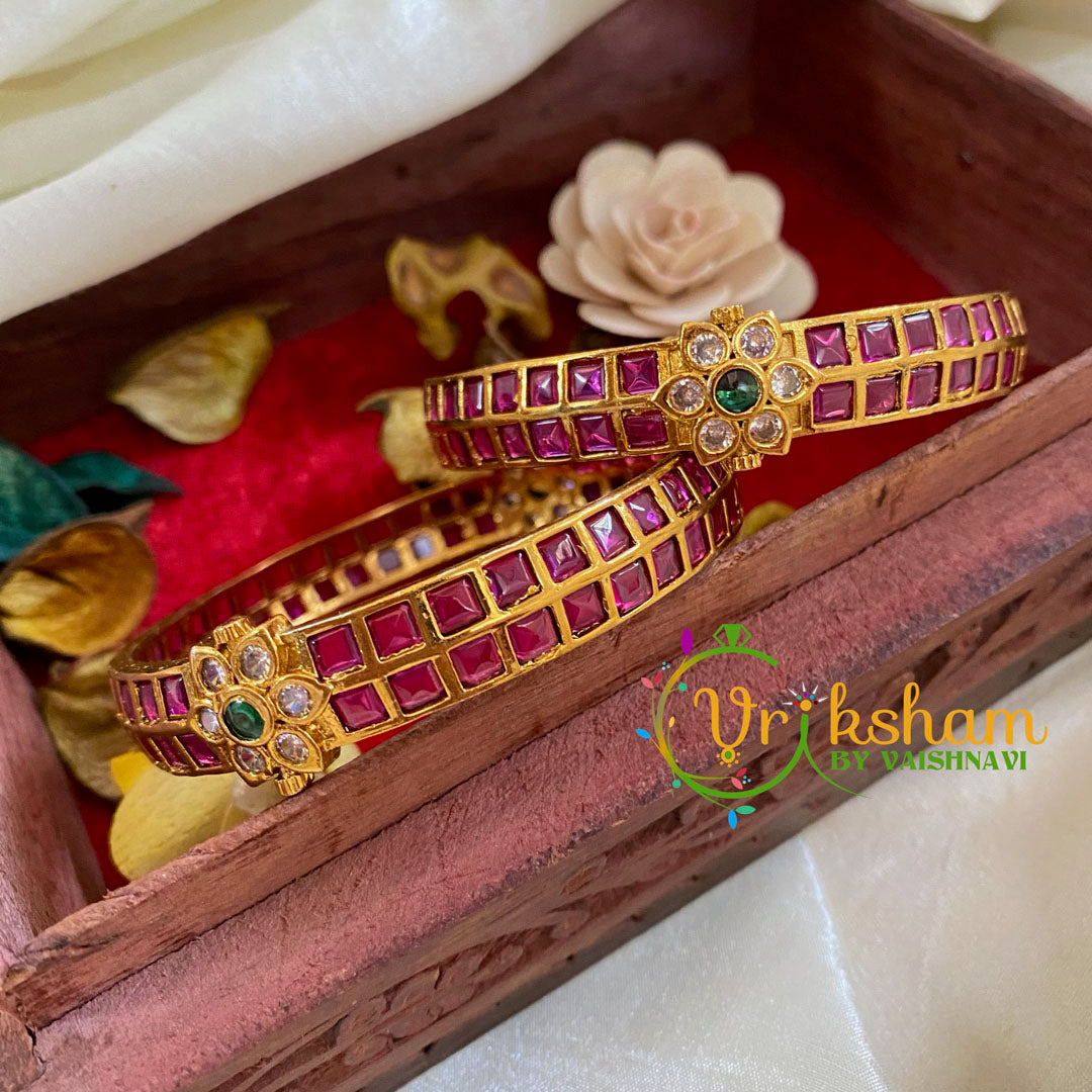 Premium Gold Polished Dual Layer with Center Flower -G9835