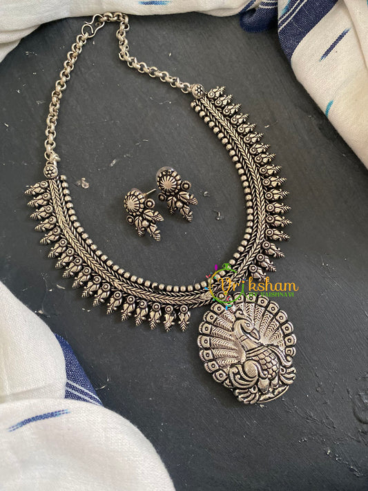 Oxidized Kolhapuri Pendant Short Neckpiece-S733