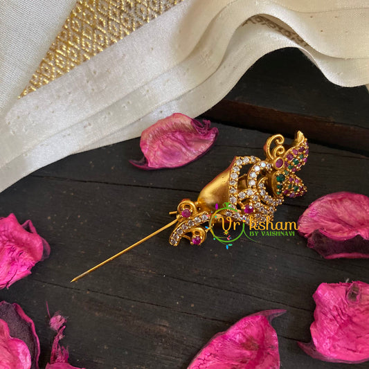 AD Stone Gold Saree Pin -The Single Floral Brooch-G5814