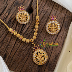 Lakshmi Pendant Chain Minimal Short Neckpiece-G030