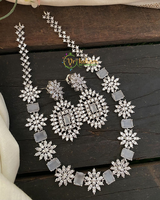 Elegant American diamond Choker Short Neckpiece-Grey -G2383