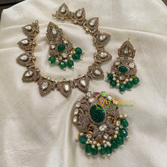 Emerald Green Victorian Diamond Short Neckpiece -VV559