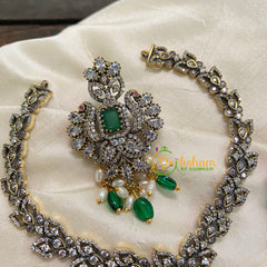 Simple Victorian Diamond Short Neckpiece -Green -VV563