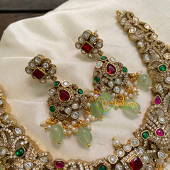 Exquisite Pastel Green Victorian Diamond Short Neckpiece -VV558