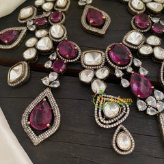 Wine red Victorian Diamond Short Neckpiece-VV291