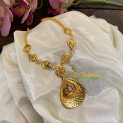 Premium Gold Look Alike Short Neckpiece -White -G8707