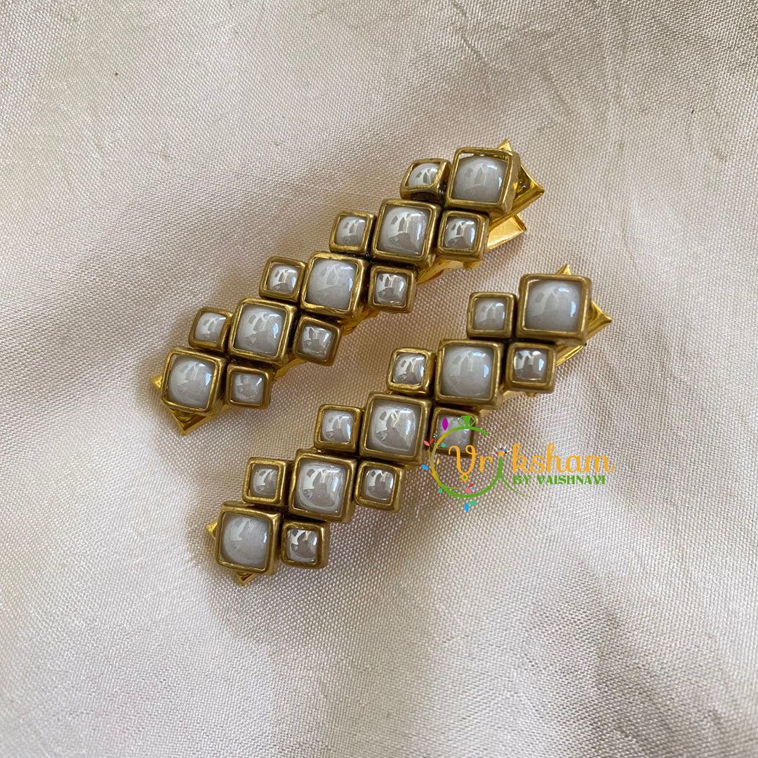 Kundan Hair Clip-gold White Matt Dice-H336